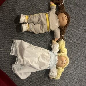 Cabbage Patch dolls 1985